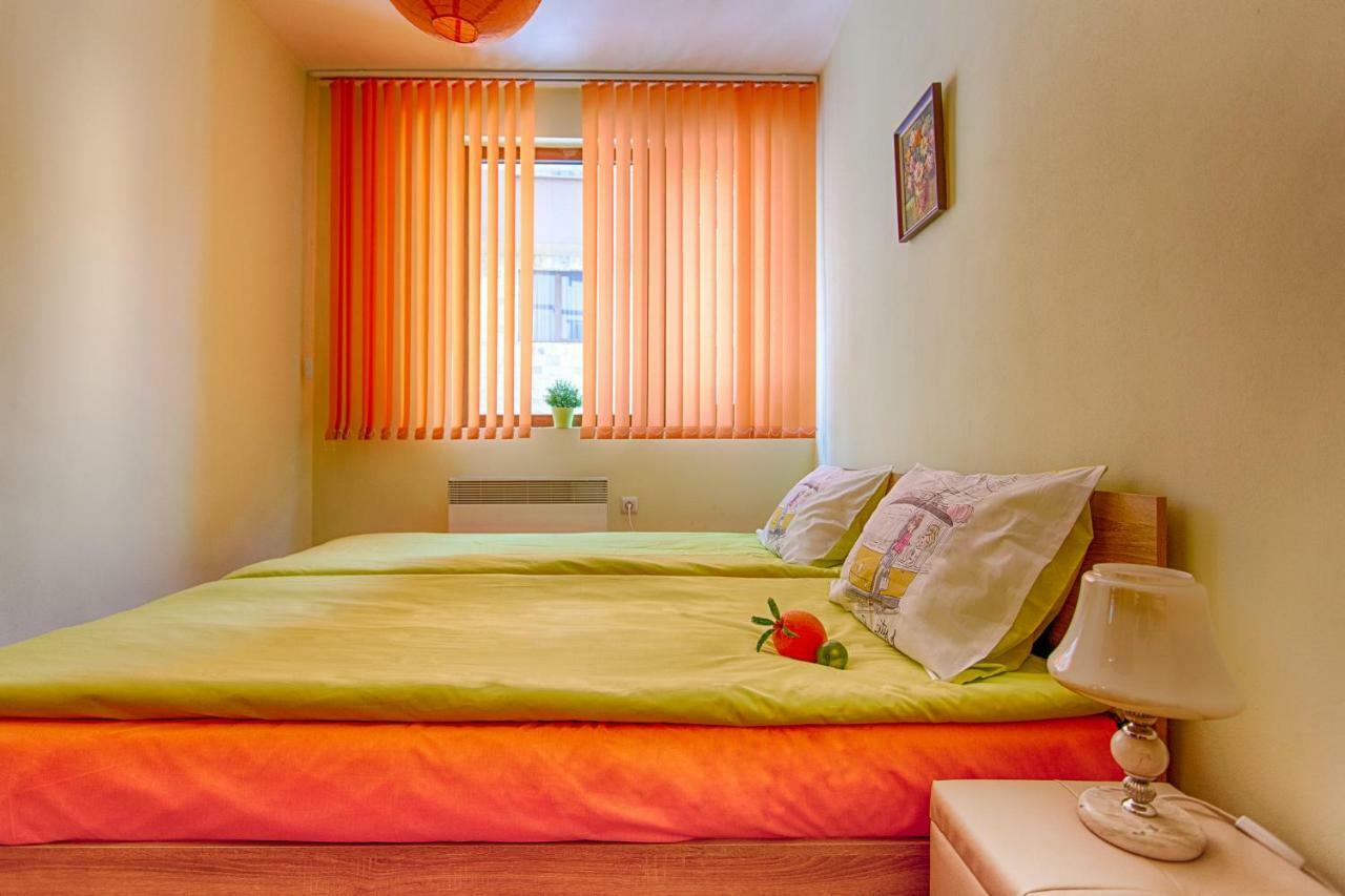 Green Orange Apartment Банско Экстерьер фото