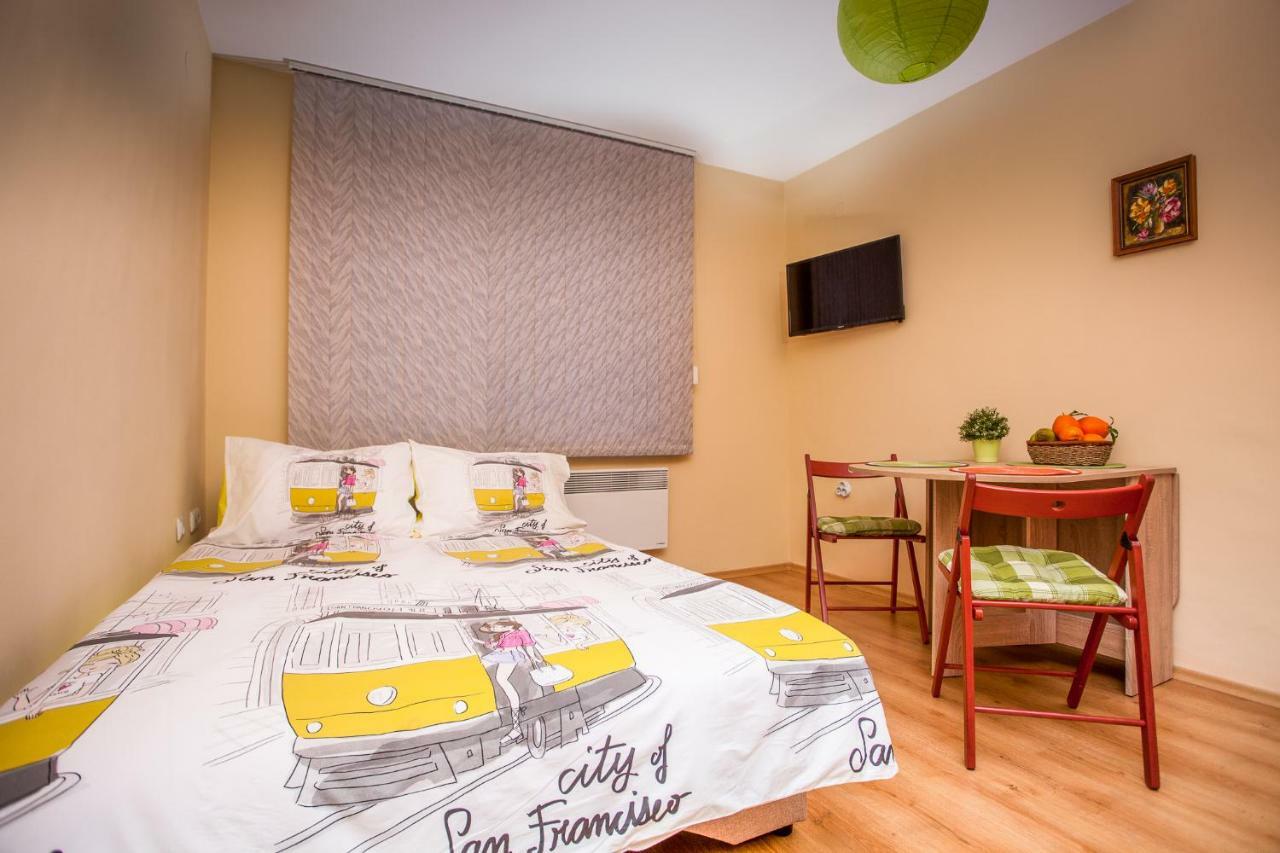 Green Orange Apartment Банско Экстерьер фото